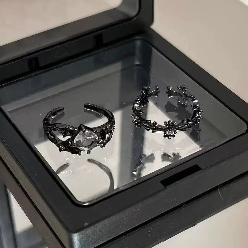 WANZHI 1/2PCS ゴシック ブラック クロス オープンリング レディース メンズ 絶妙なインビュー ダイヤモンドリング ファッション ジュエリー アクセサリー ギフト