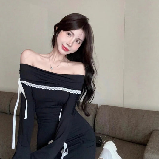 Elegant French Style Lace Splice One Shoulder Long Sleeve Black Dress Women's Sexy Flared Sleeve Mini Skirt Polyester Fiber