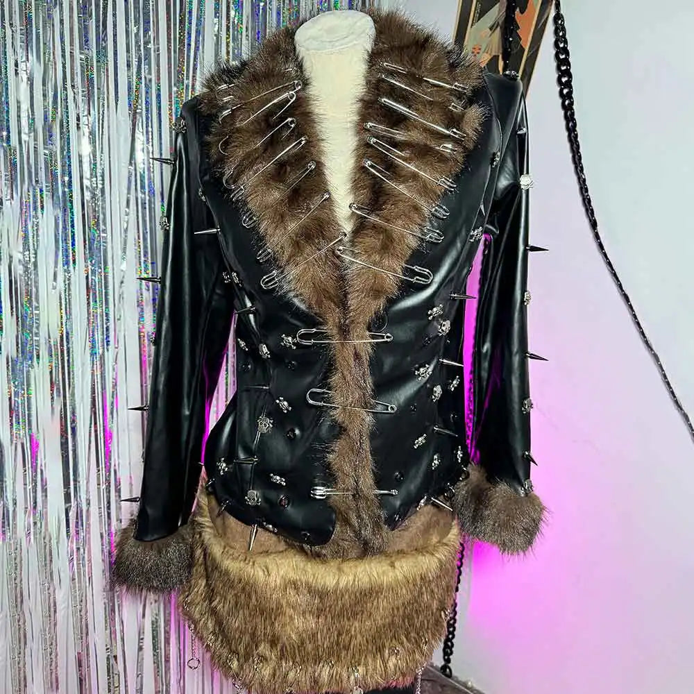 ヒップホップ ティーン Eガールズ エモ グランジ ゴス DIY クラブウェア ハンドメイド パンクロック スタッズ付き Y2K ヴィーガンレザー フェイクファー ジャケット コート ピン
