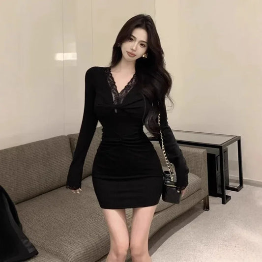 Pure Desire Lace Splice V-Neck Long Sleeve Bodycon Mini Dress Black Knot Waist Cinched Women's Fashion Autumn Skirt Dress