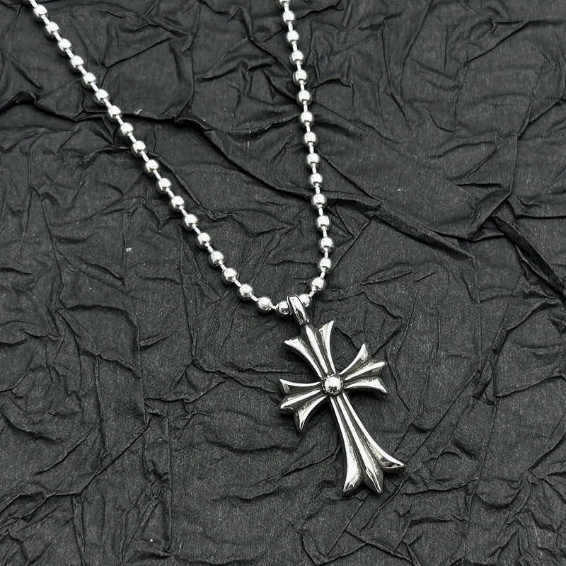 S925スターリングシルバークロスネックレス男性と女性レトロ古いヨーロッパとアメリカのニッチユニークなデザイントレンディでクール