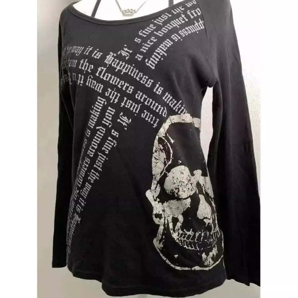 アメリカンレトロTシャツ 長袖 スリムフィット レディース カジュアル 日本のサブカルチャー Y2K ヴィンテージ ゴシックTシャツ 秋 女性用 シック トップス