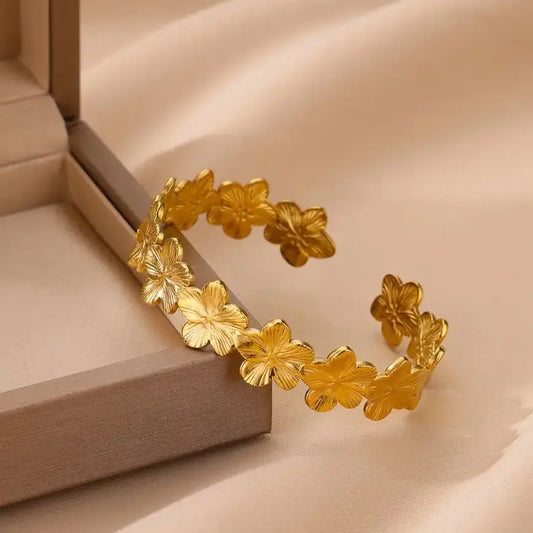 Vintage Flower Bangles For Women Gold Color Stainless Steel Flower Bangles Bracelets Femme Jewelry Party Gift pulseras