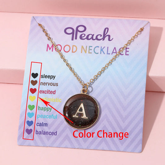 Fashionable Temperature-Sensitive Color-Changing 26 Letters Pendant Necklace Zinc Alloy Mood Regulation Chain Jewelry Accessory