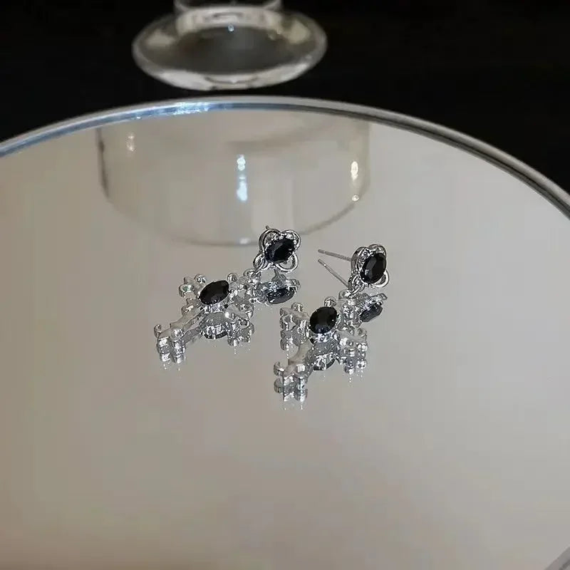 ゴシッククロスブラックイヤリングレディースパンクゴシックY2Kジュエリー創造性ファッションダングルイヤリングステートメントジュエリーイヤリングギフト