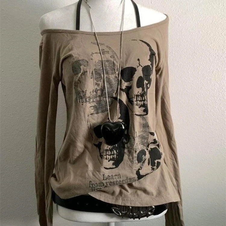 アメリカンレトロTシャツ 長袖 スリムフィット レディース カジュアル 日本のサブカルチャー Y2K ヴィンテージ ゴシックTシャツ 秋 女性用 シック トップス