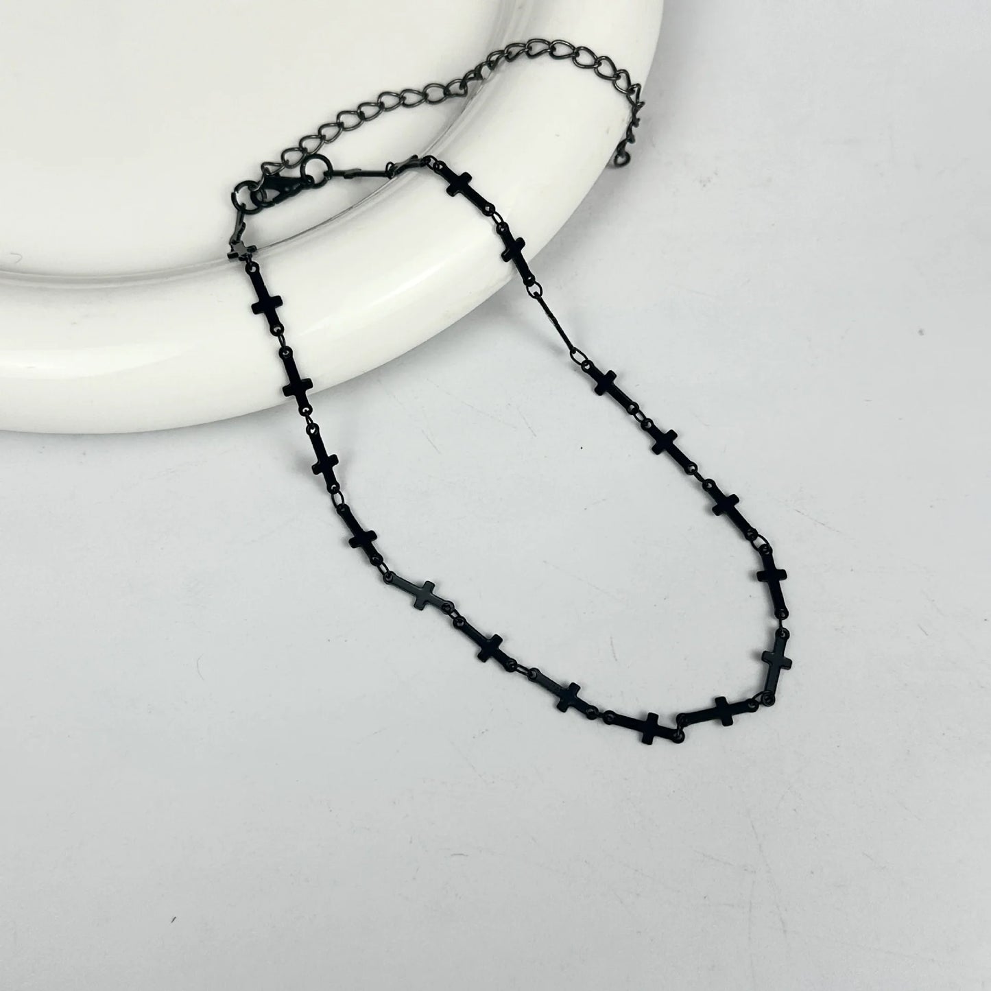 シンプルなヴィンテージブラッククロスチェーンチョーカー。男女兼用。ゴスヒップホップネックレス。パーティーファッションジュエリー。y2k