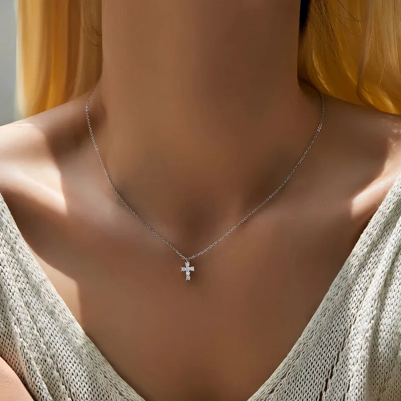 925 Sterling Silver Electroplated Real Gold Inlaid Zircon Cross Pendant Necklace for Women Fashionable Temperament Jewelry Gifts