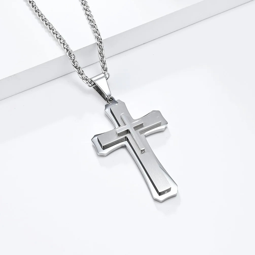 メンズ向け、トレンドの3層クロスペンダントネックレス