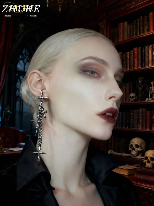 ゴシックスタイルのクロスドロップイヤリング、ファッショナブルなジュエリーアクセサリー、男性と女性のためのエッジの効いた選択肢